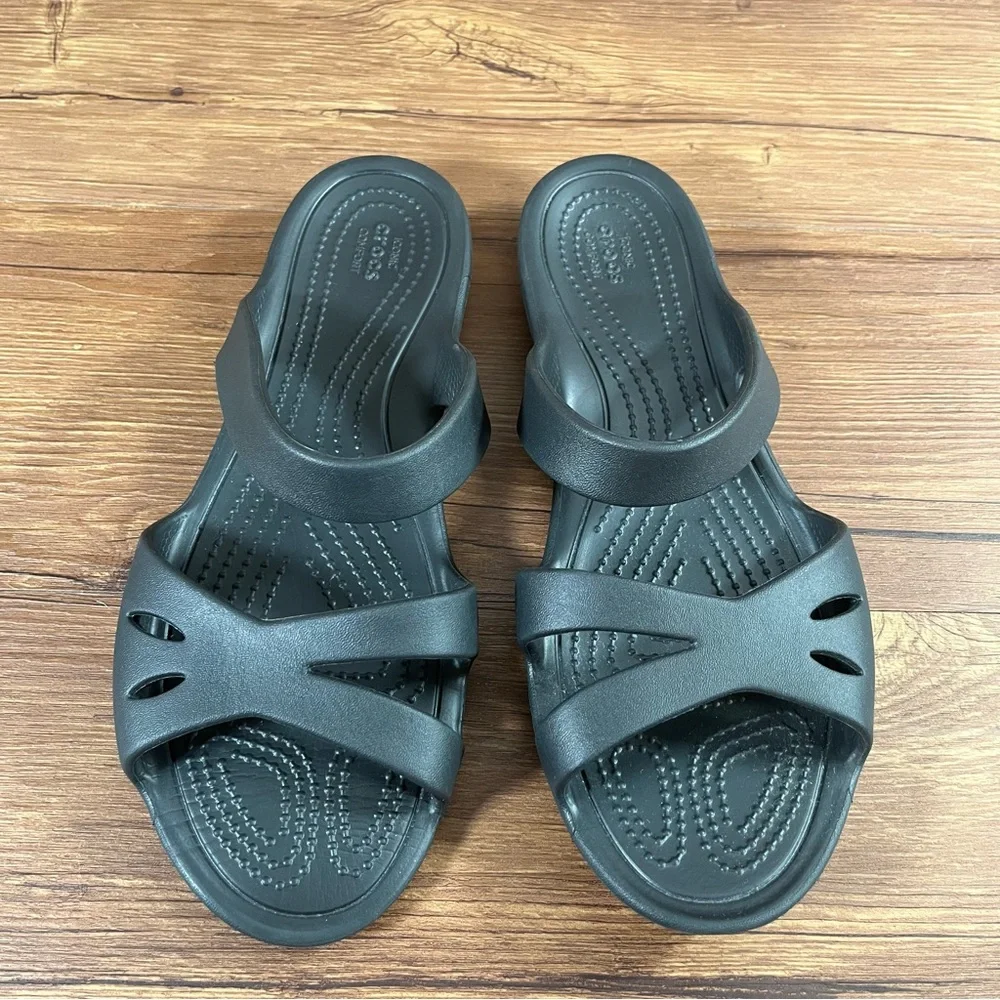 Crocs Kelli Black Slip-On Sandals Women’s Size 8